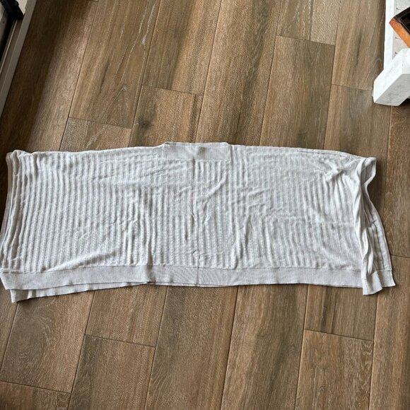 Lululemon Forward Flow Poncho Heathered core ultra light grey - Picture 6 of 11